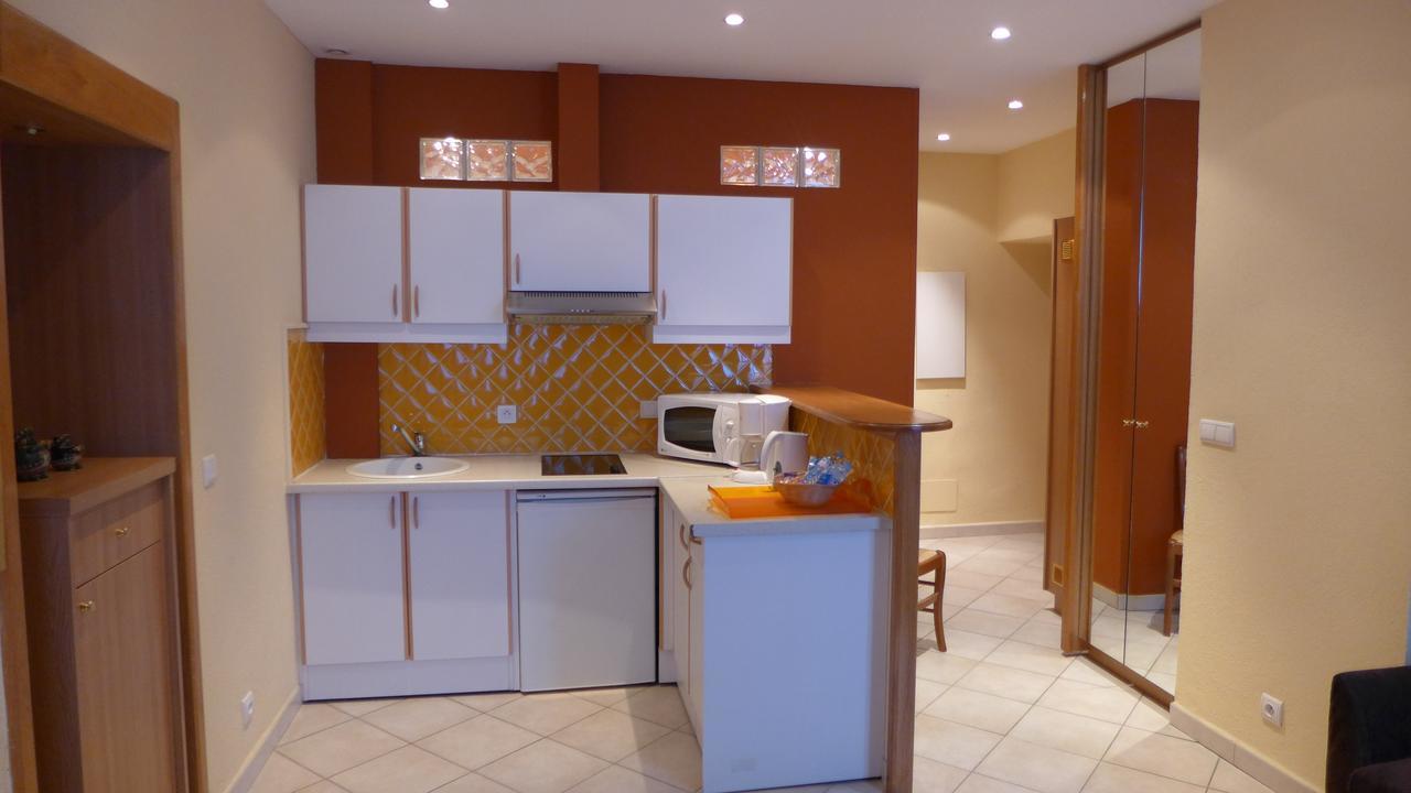 Residence Yolande Cannes Bagian luar foto