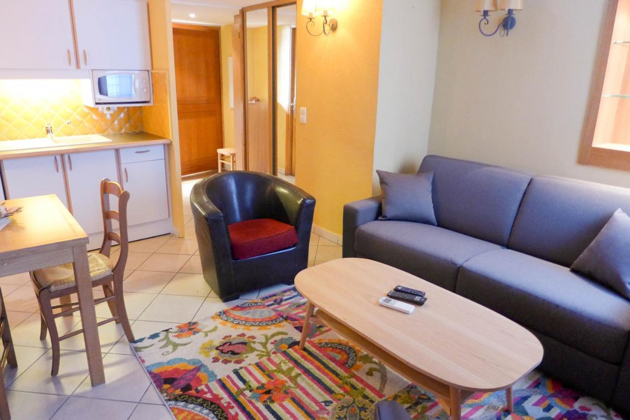 Residence Yolande Cannes Bagian luar foto