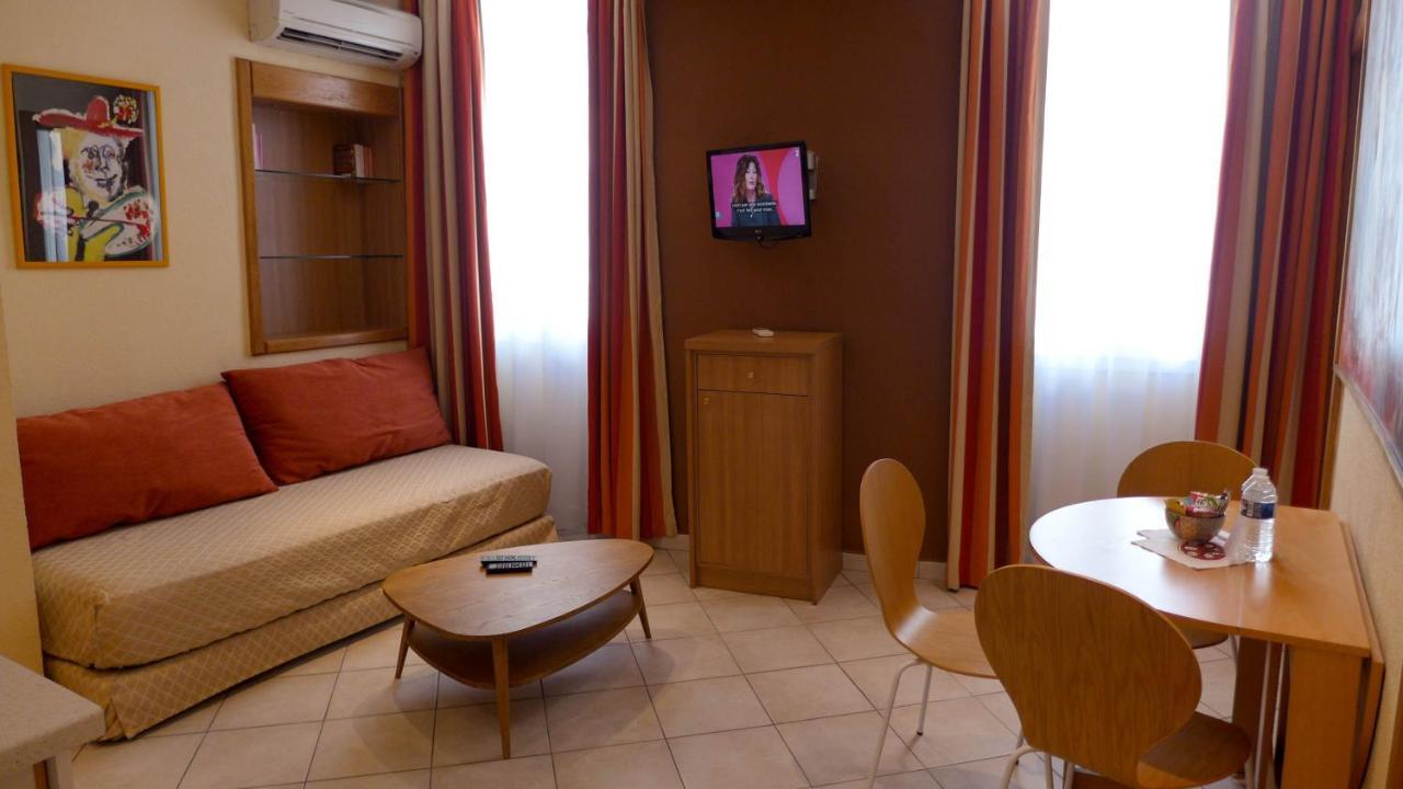 Residence Yolande Cannes Bagian luar foto