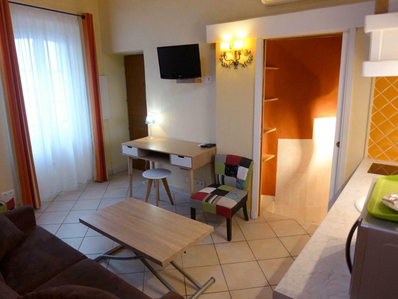 Residence Yolande Cannes Bagian luar foto